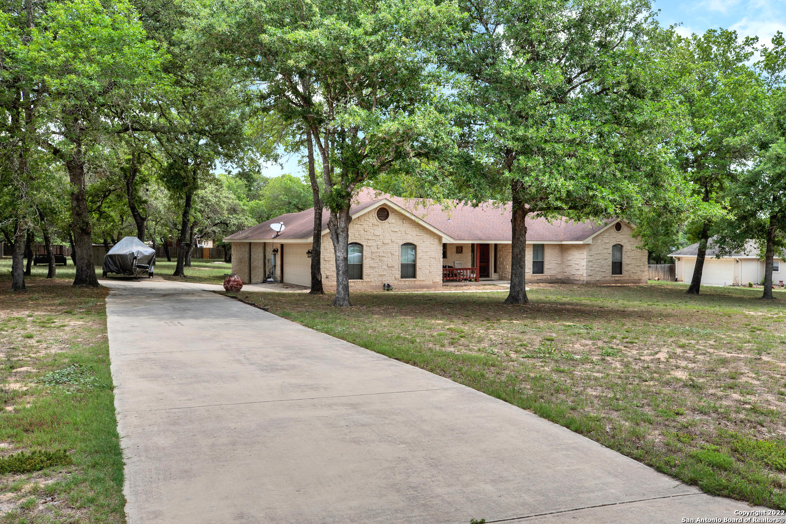 129 Rosewood Drive La Vernia TX 78121