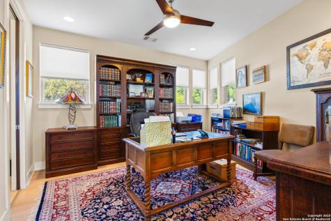 1758 Lincoln Smith Road Round Mountain TX 78663