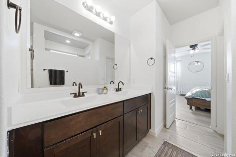 298 Whitetail Pass San Antonio TX 78253