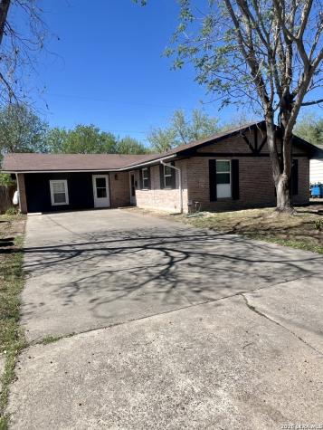 907 Big Bend Drive Beeville TX 78102