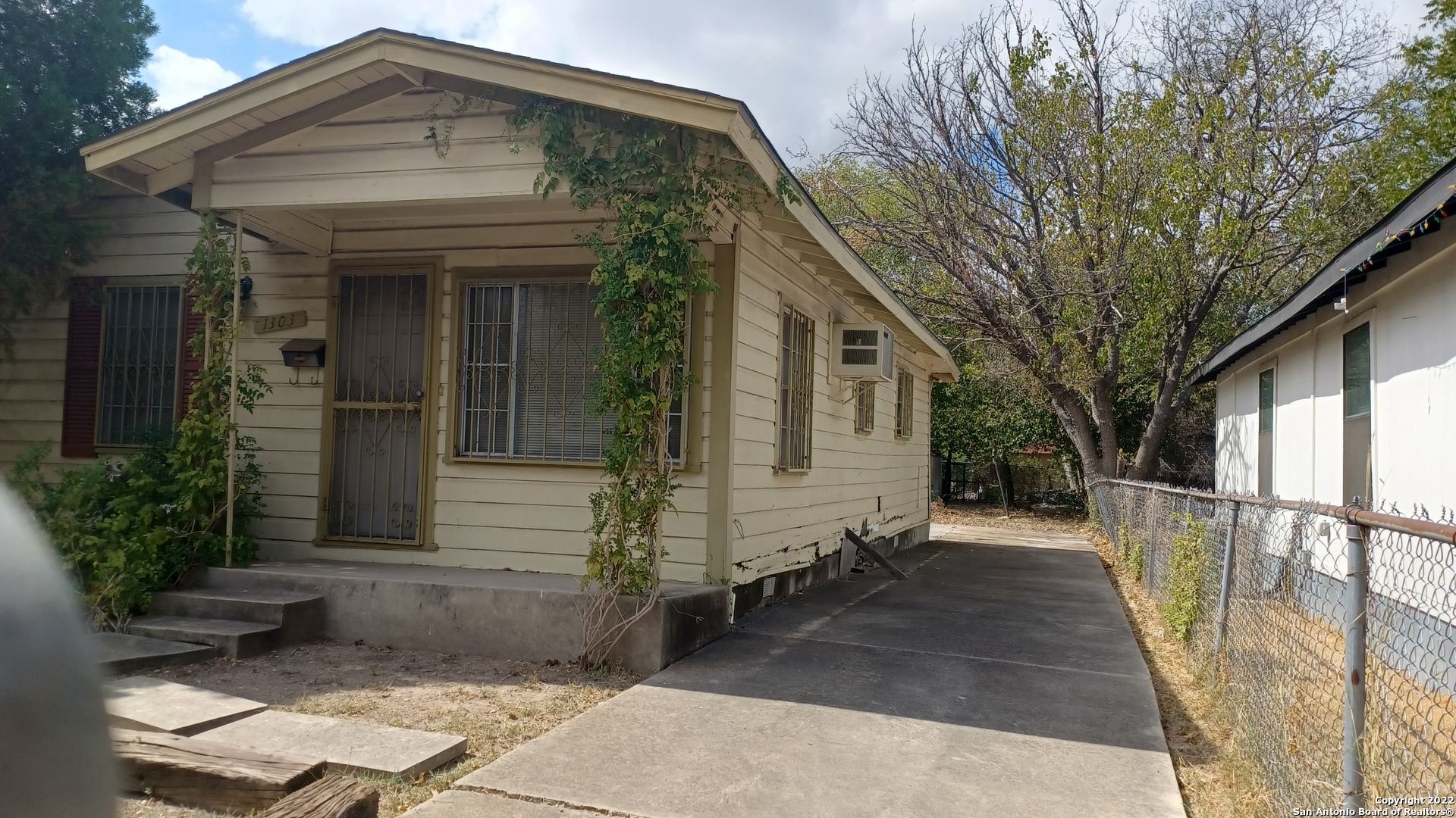 1303 SW 19th Street San Antonio TX 78207