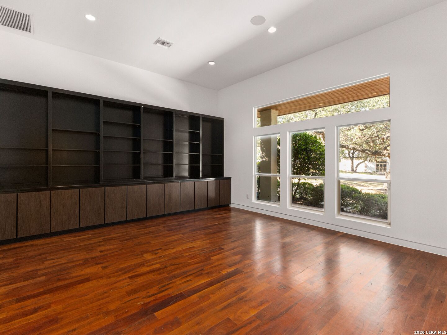 3 Whitechurch Lane San Antonio TX 78257