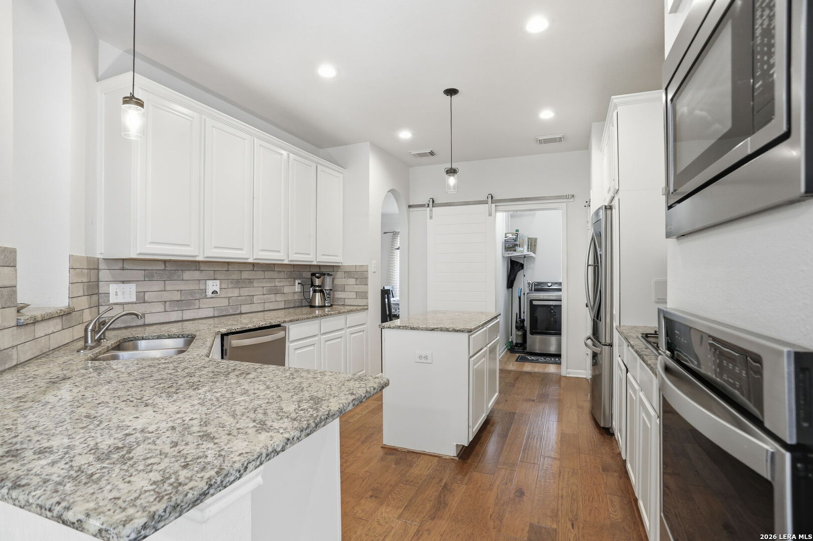 13502 Charter Bend Drive San Antonio TX 78231