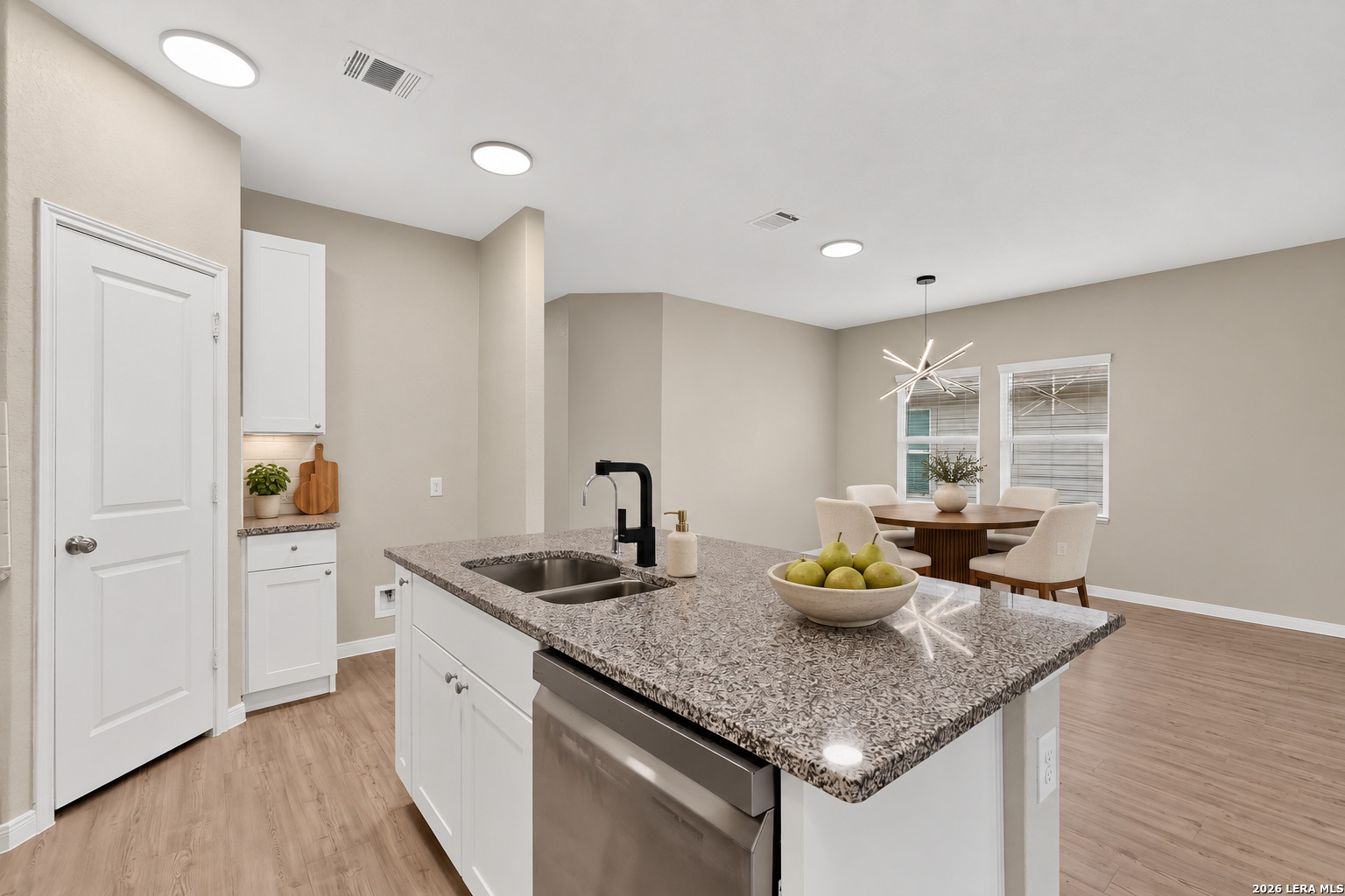9056 Navarro Vista Seguin TX 78155