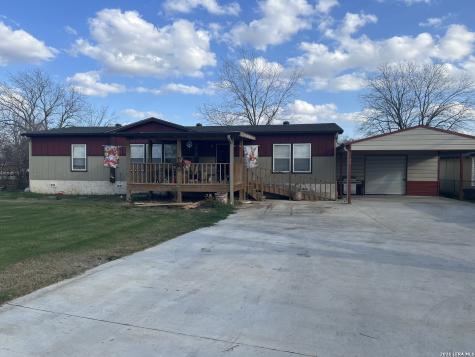 218 W 2nd Street Elmendorf TX 78112