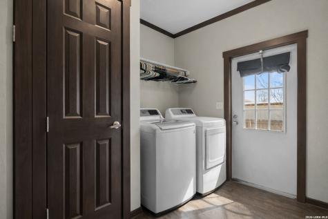 218 W 2nd Street Elmendorf TX 78112