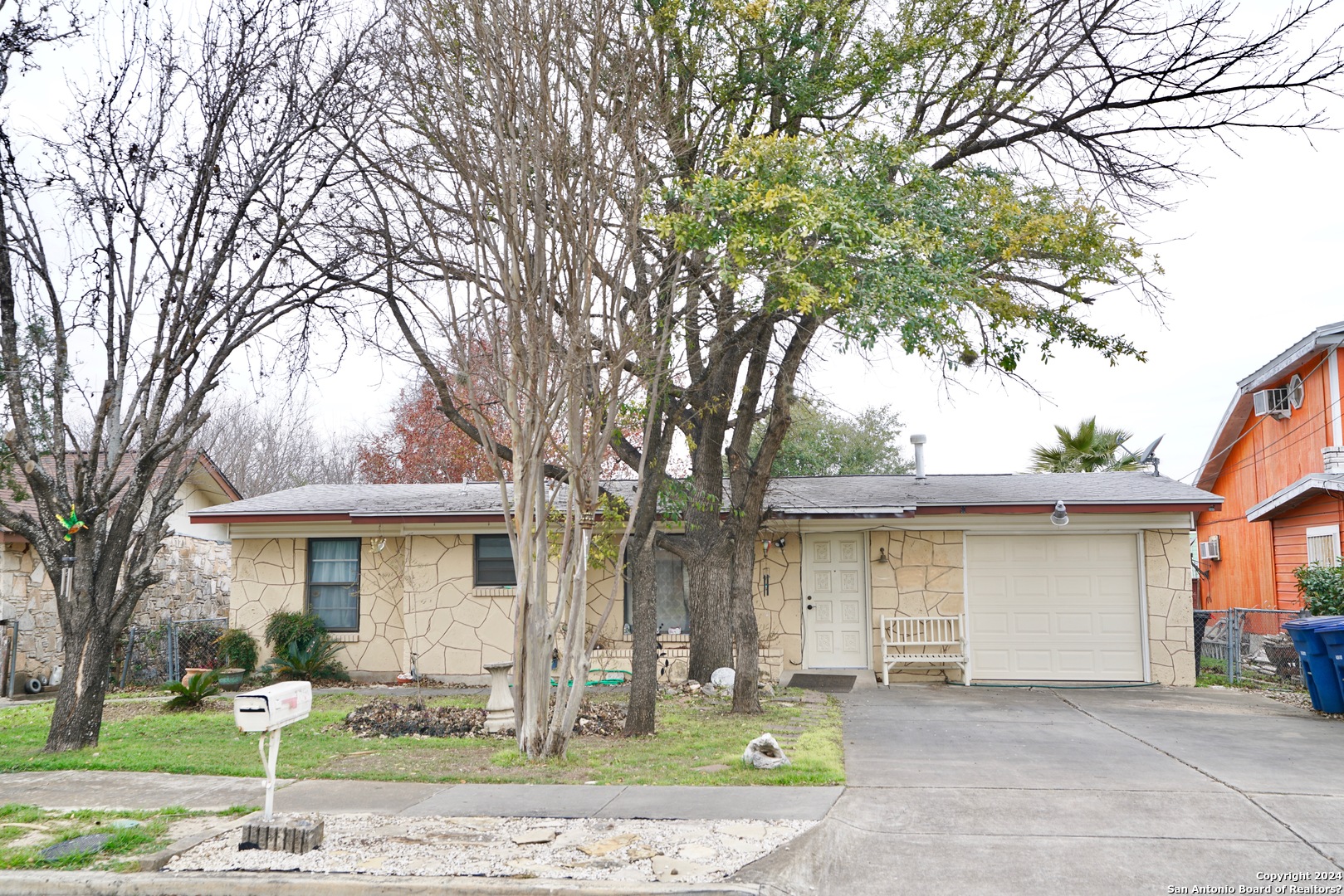 319 Surrels Avenue San Antonio TX 78228