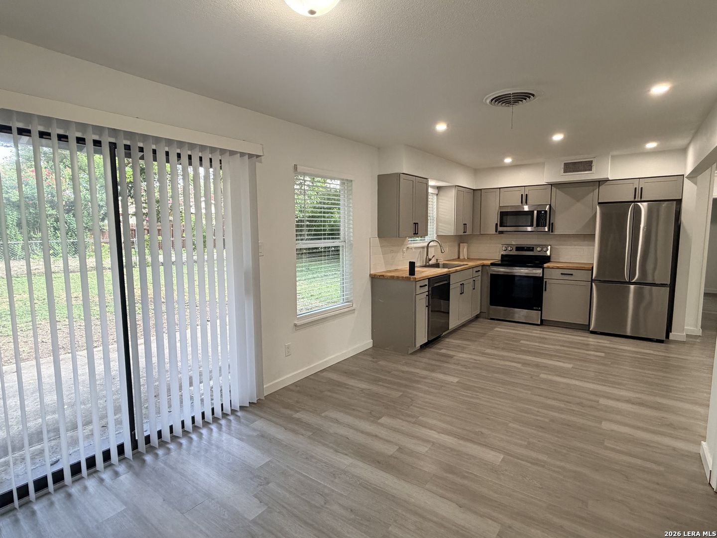 317 E Wright Boulevard Universal City TX 78148