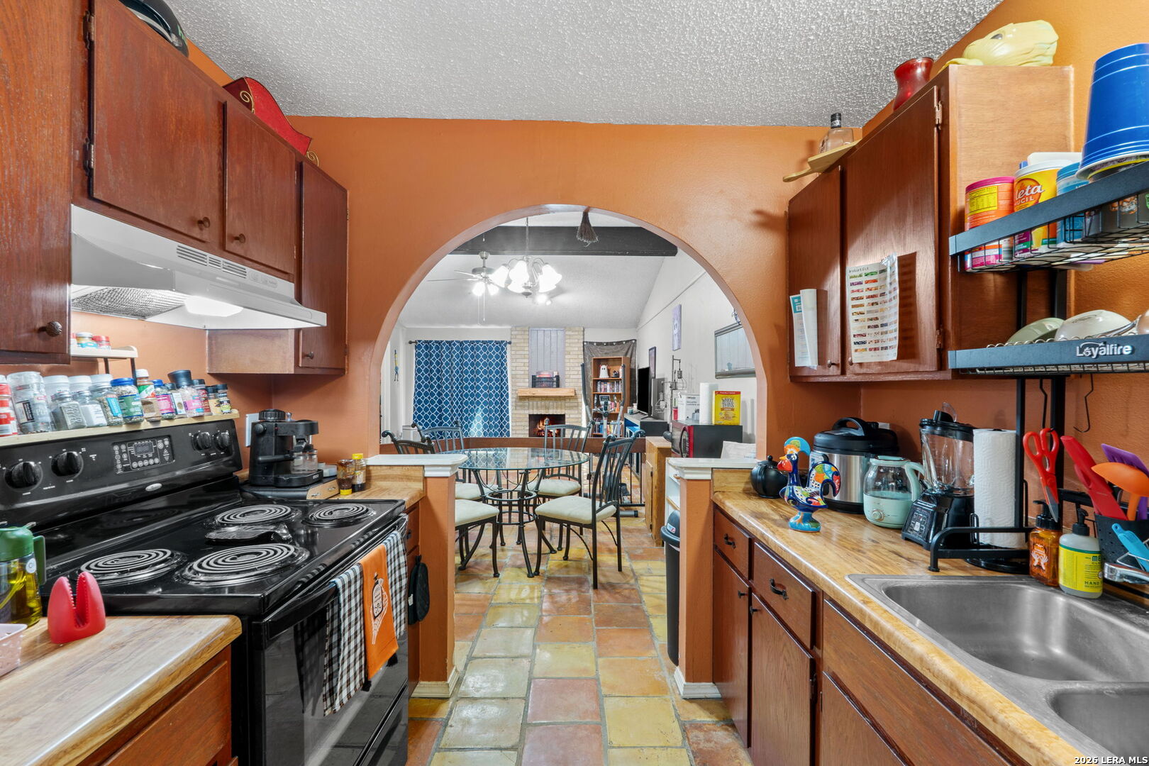 10028 Woodtrail San Antonio TX 78250