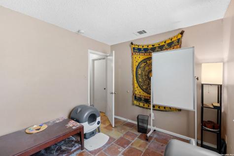 10028 Woodtrail San Antonio TX 78250