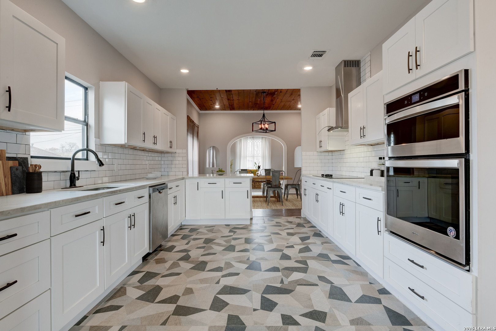 242 Furnish Avenue San Antonio TX 78204