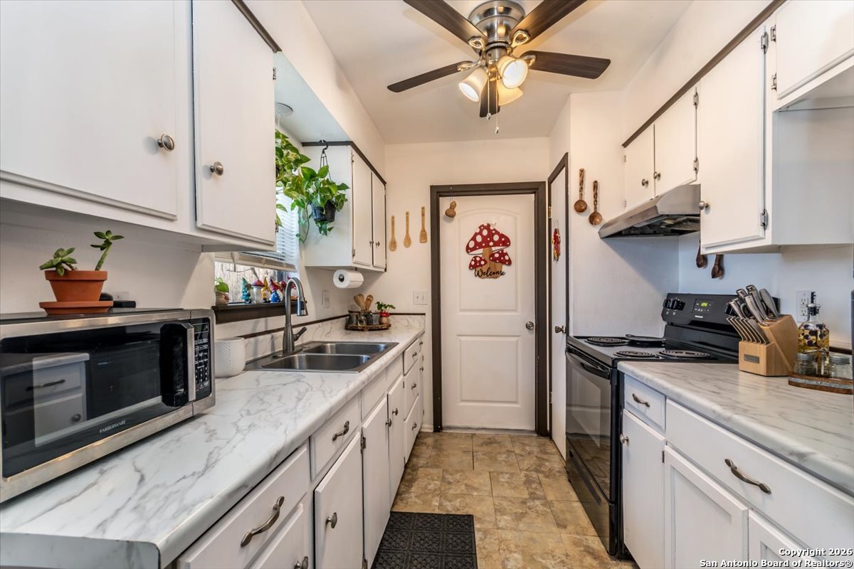 4834 Casa Bello San Antonio TX 78233