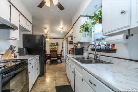 4834 Casa Bello San Antonio TX 78233