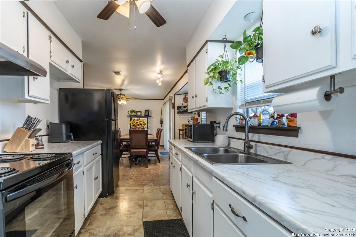 4834 Casa Bello San Antonio TX 78233