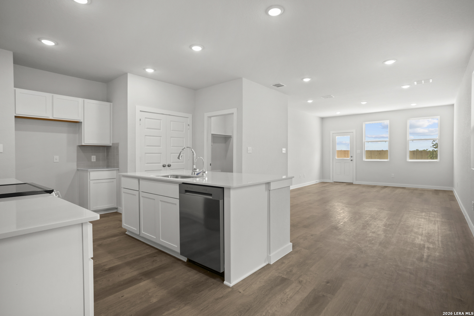 4823 Sahara Valleys San Antonio TX 78222