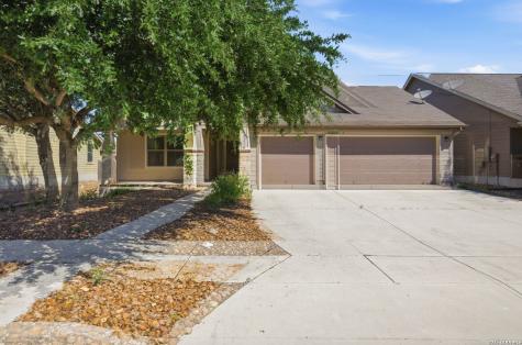 821 Wall Street New Braunfels TX 78130