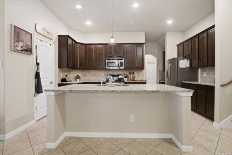 821 Wall Street New Braunfels TX 78130
