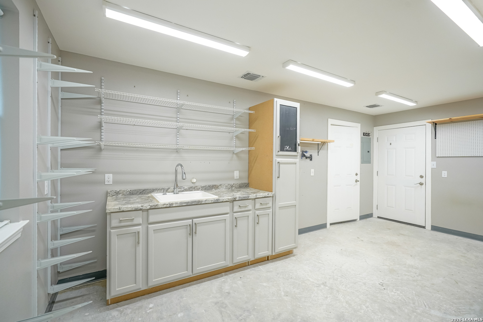 245 Windcrest Drive Windcrest TX 78239
