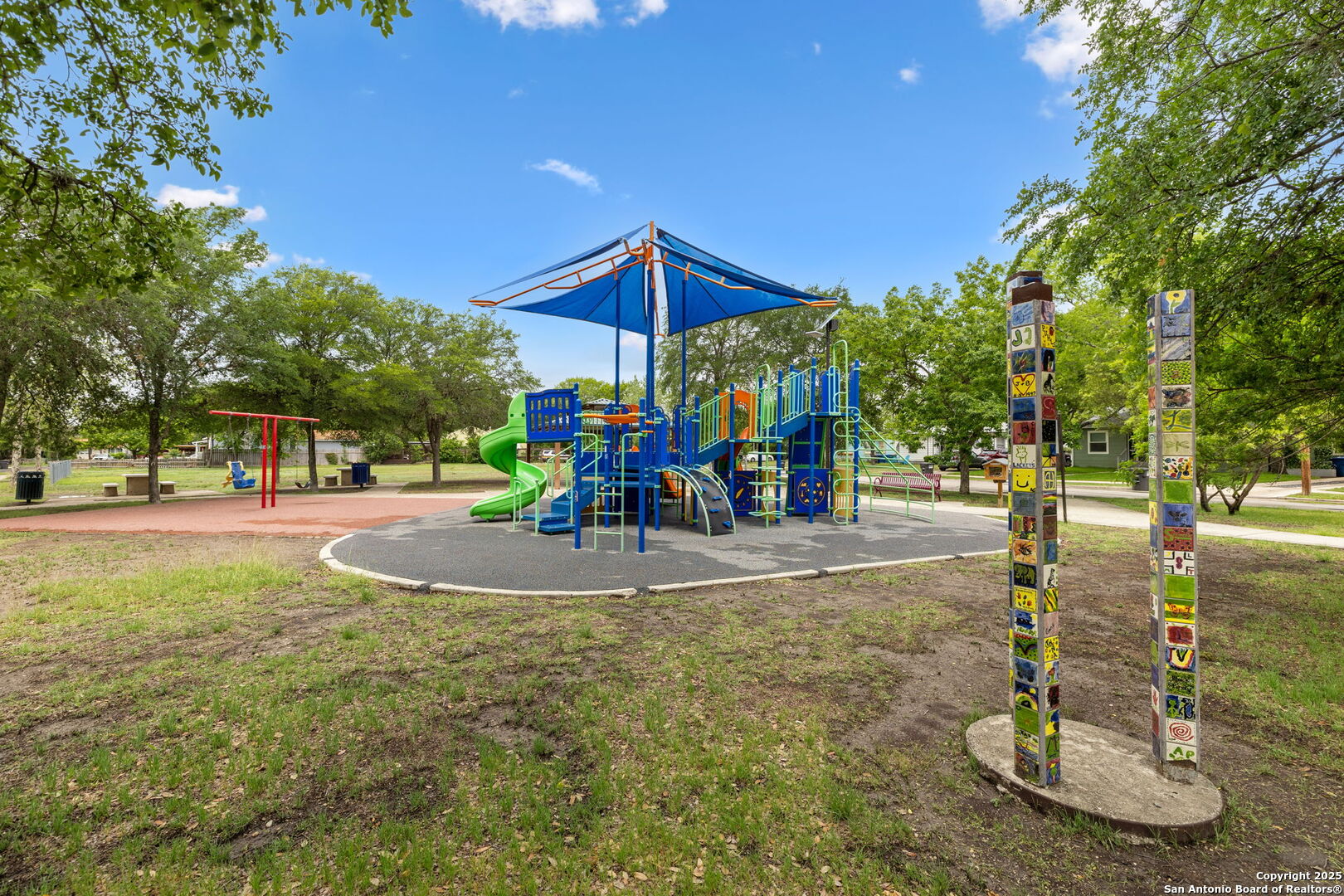 142 Field Crest San Antonio TX 78209