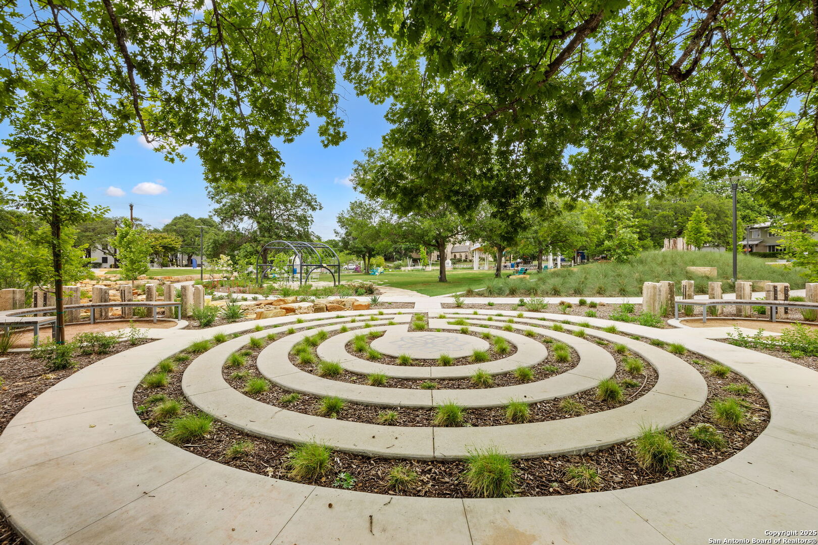 142 Field Crest San Antonio TX 78209