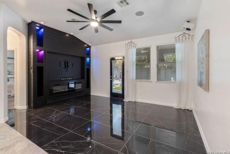 8319 Oak Harvest Drive San Antonio TX 78254