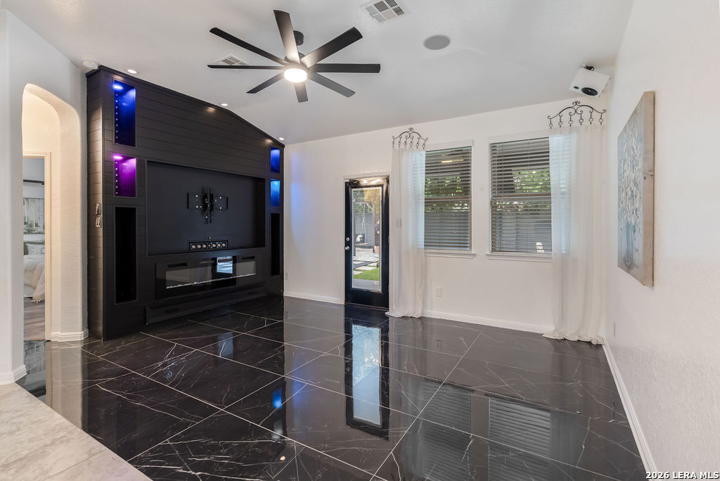 8319 Oak Harvest Drive San Antonio TX 78254