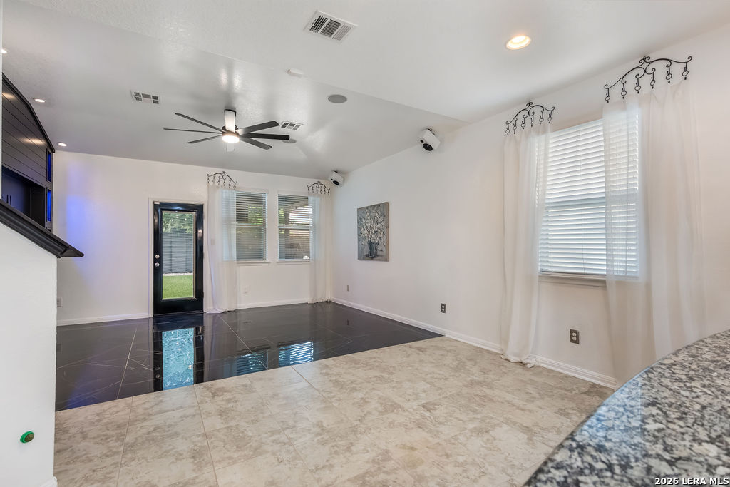 8319 Oak Harvest Drive San Antonio TX 78254