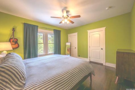 1136 W Russell San Antonio TX 78201