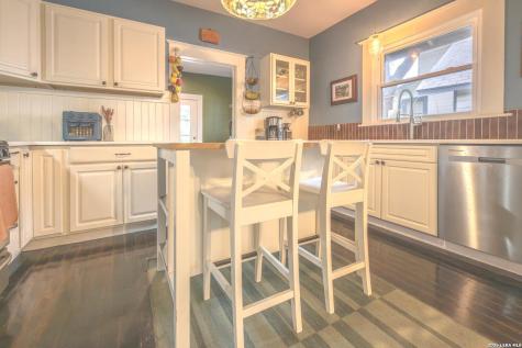 1136 W Russell San Antonio TX 78201