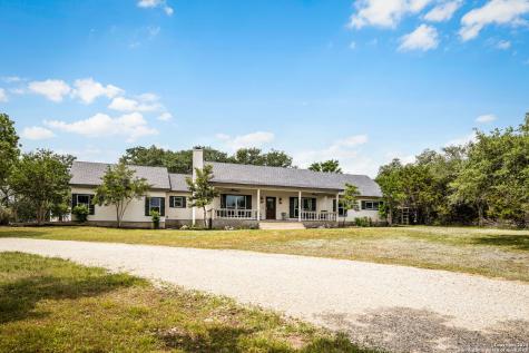 1214 Indian Ridge New Braunfels TX 78132