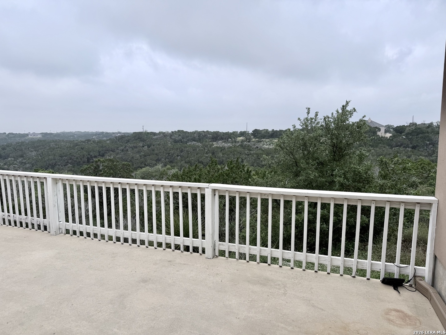 180 County Road 2750 Mico TX 78056