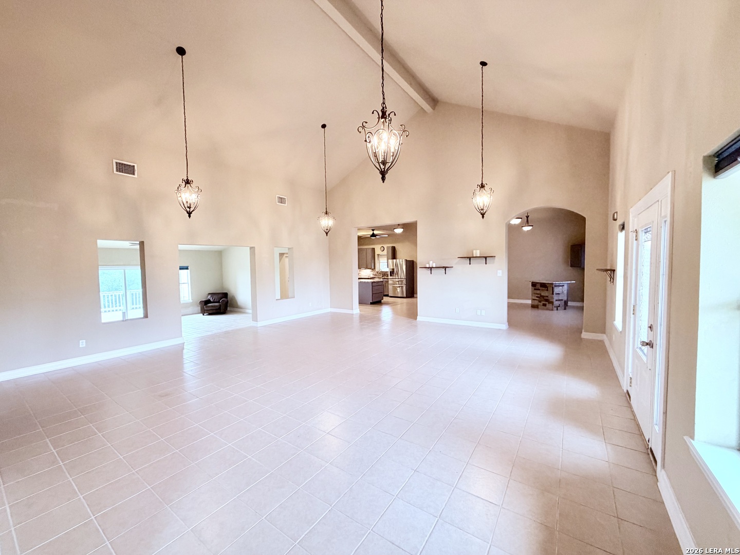 180 County Road 2750 Mico TX 78056