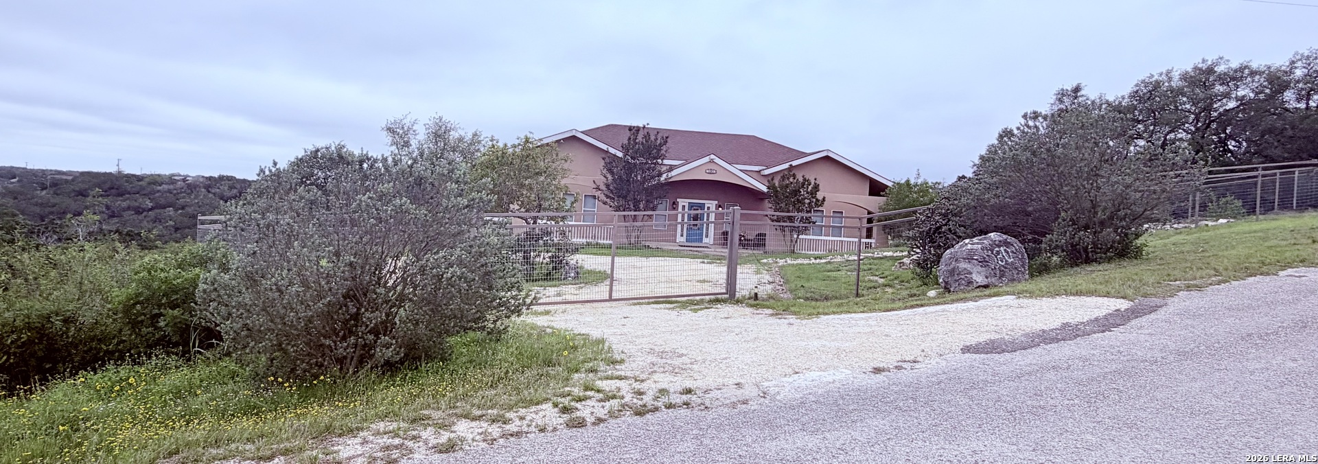 180 County Road 2750 Mico TX 78056