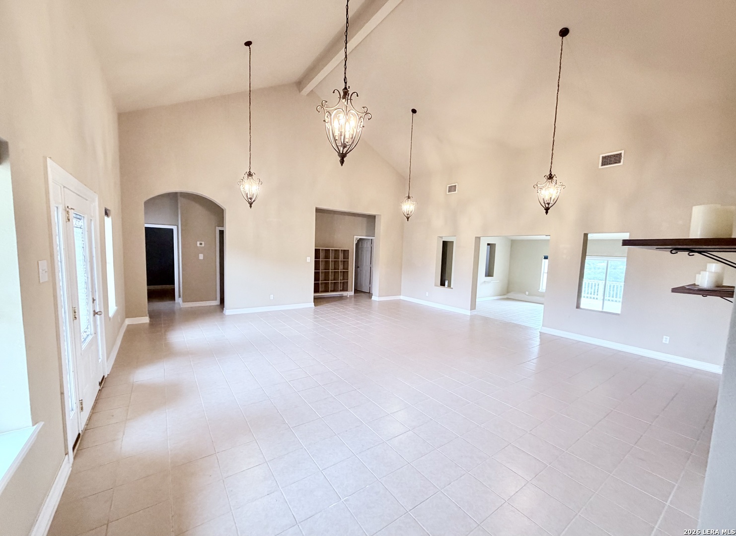 180 County Road 2750 Mico TX 78056