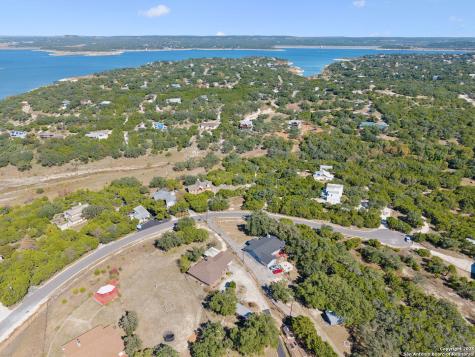 1161 Post Oak Drive Canyon Lake TX 78133