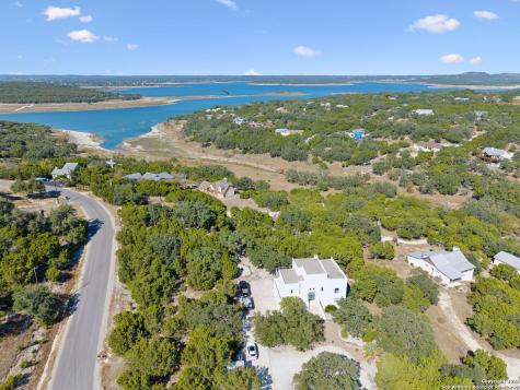 1161 Post Oak Drive Canyon Lake TX 78133