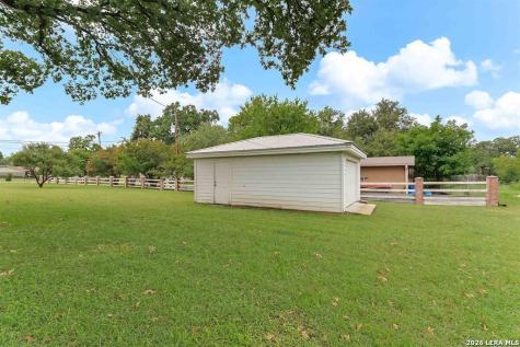 416 Highland Drive Highland Haven TX 78654