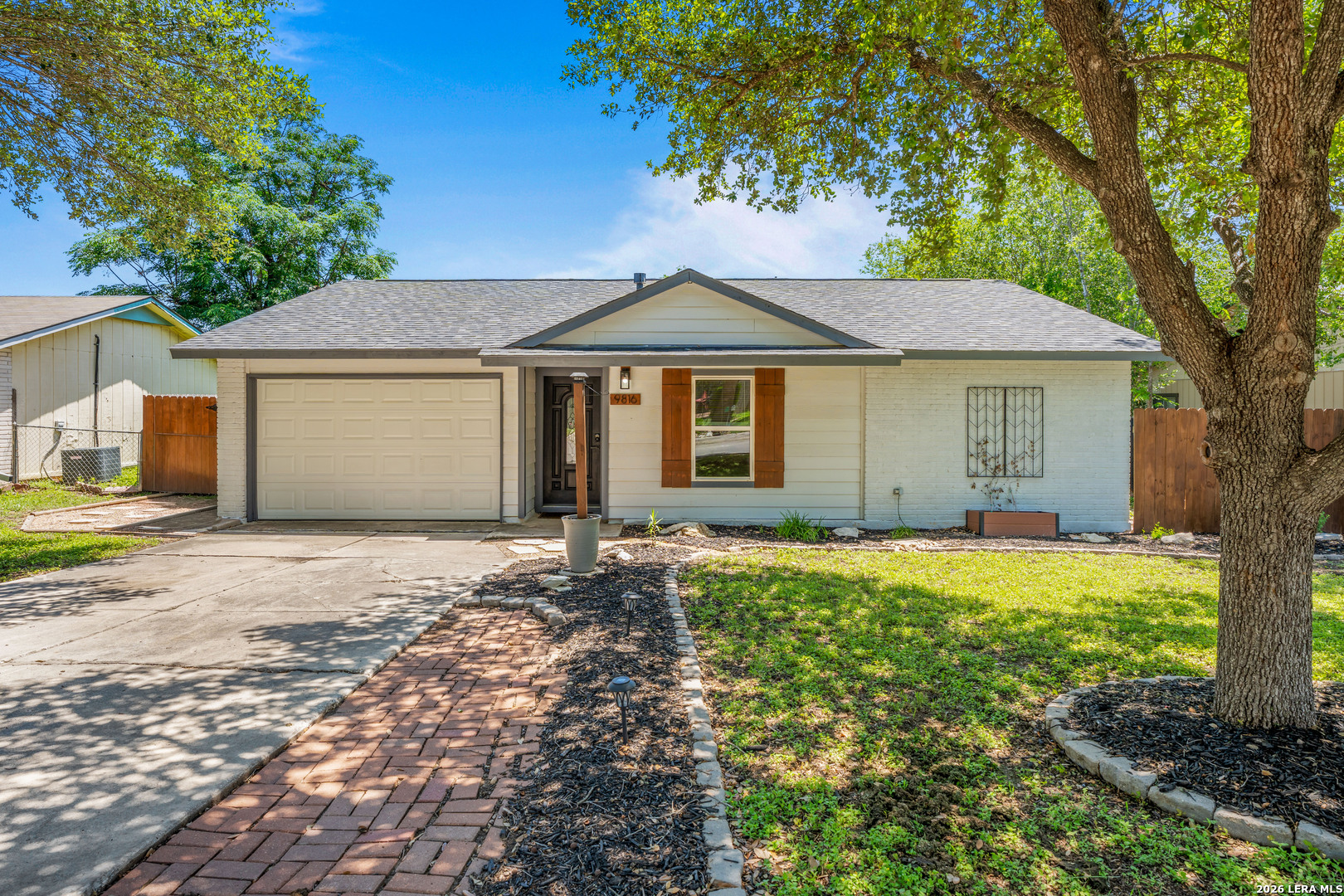 9816 Meadow Hill Converse TX 78109