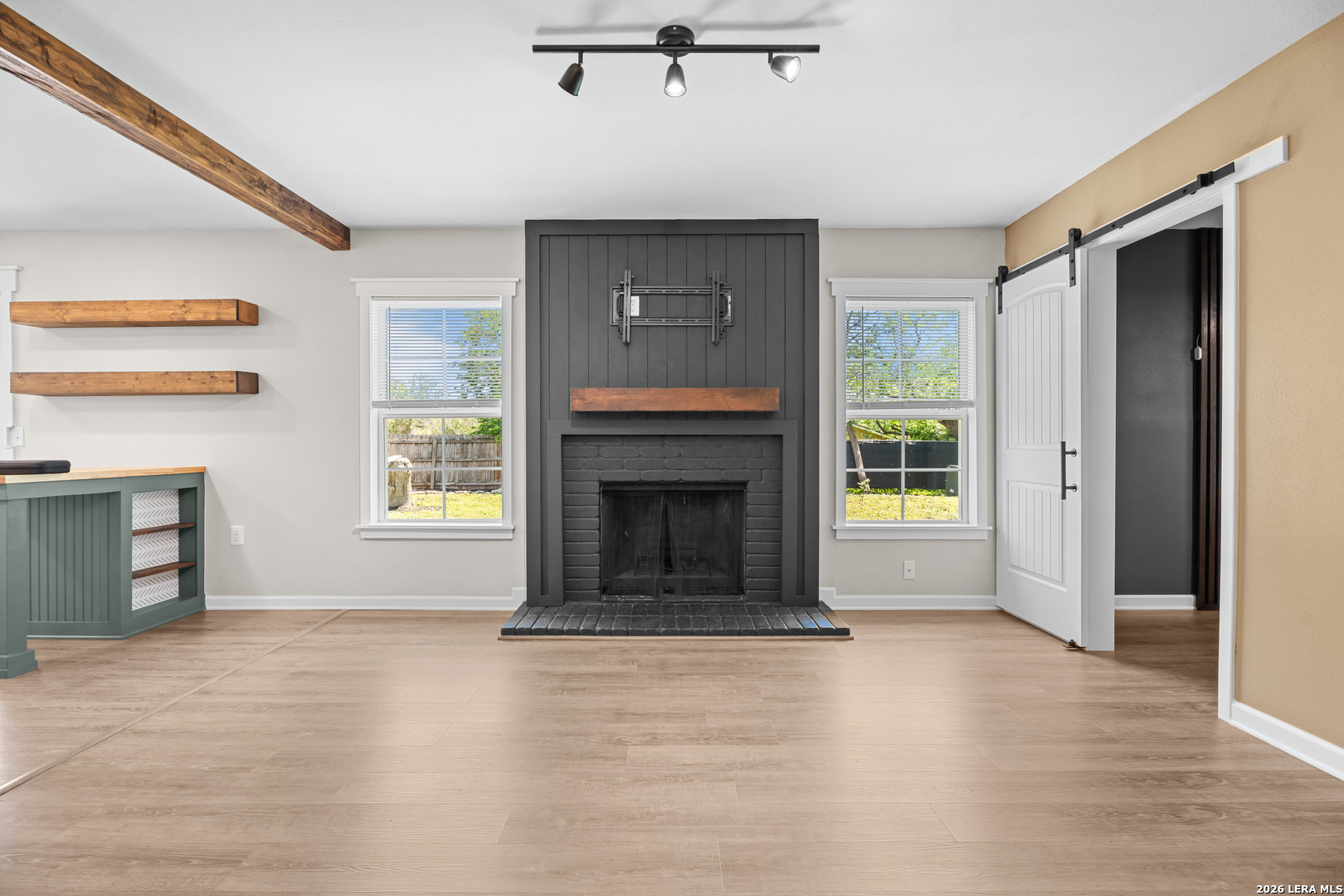 9816 Meadow Hill Converse TX 78109