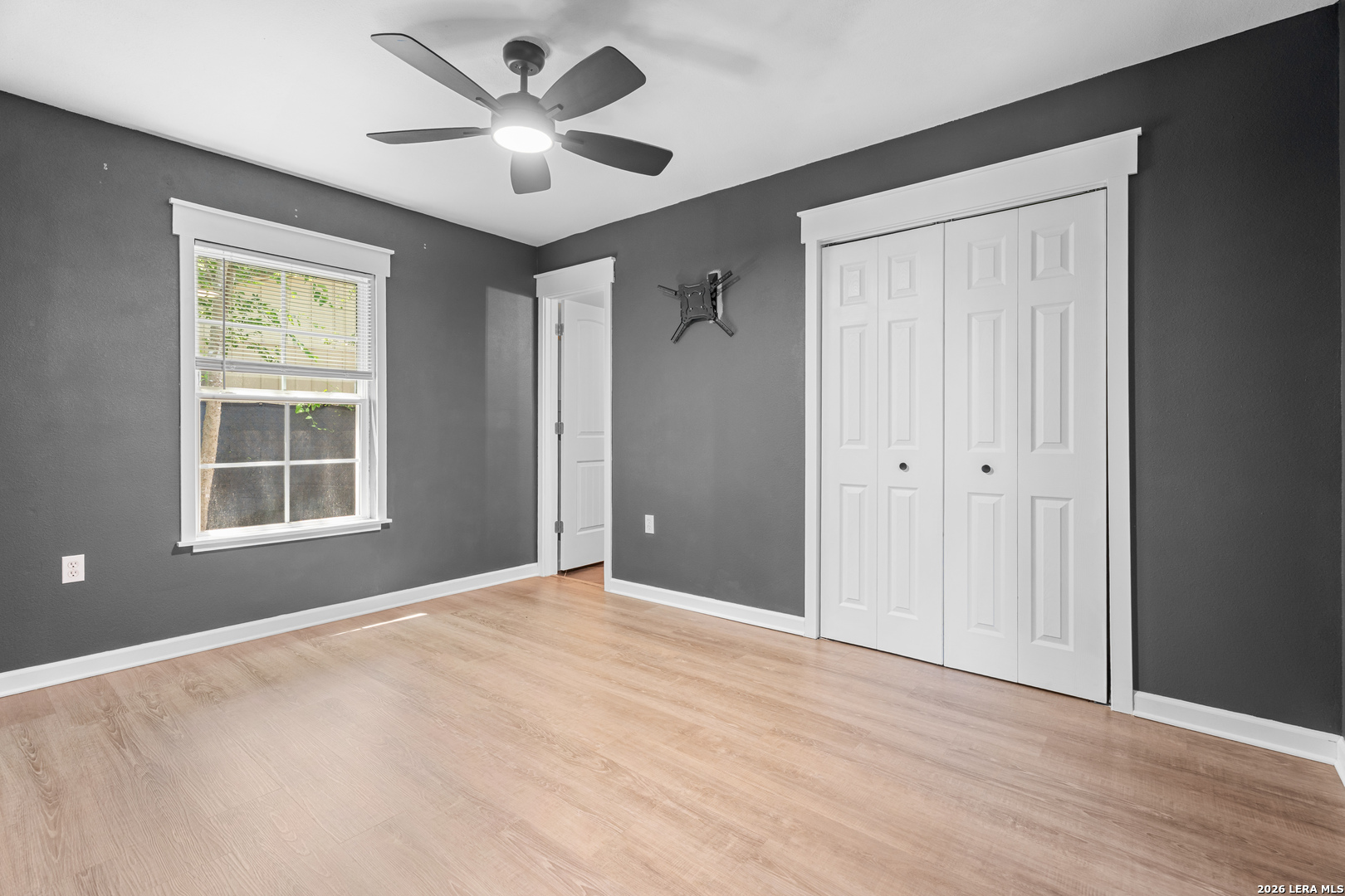 9816 Meadow Hill Converse TX 78109