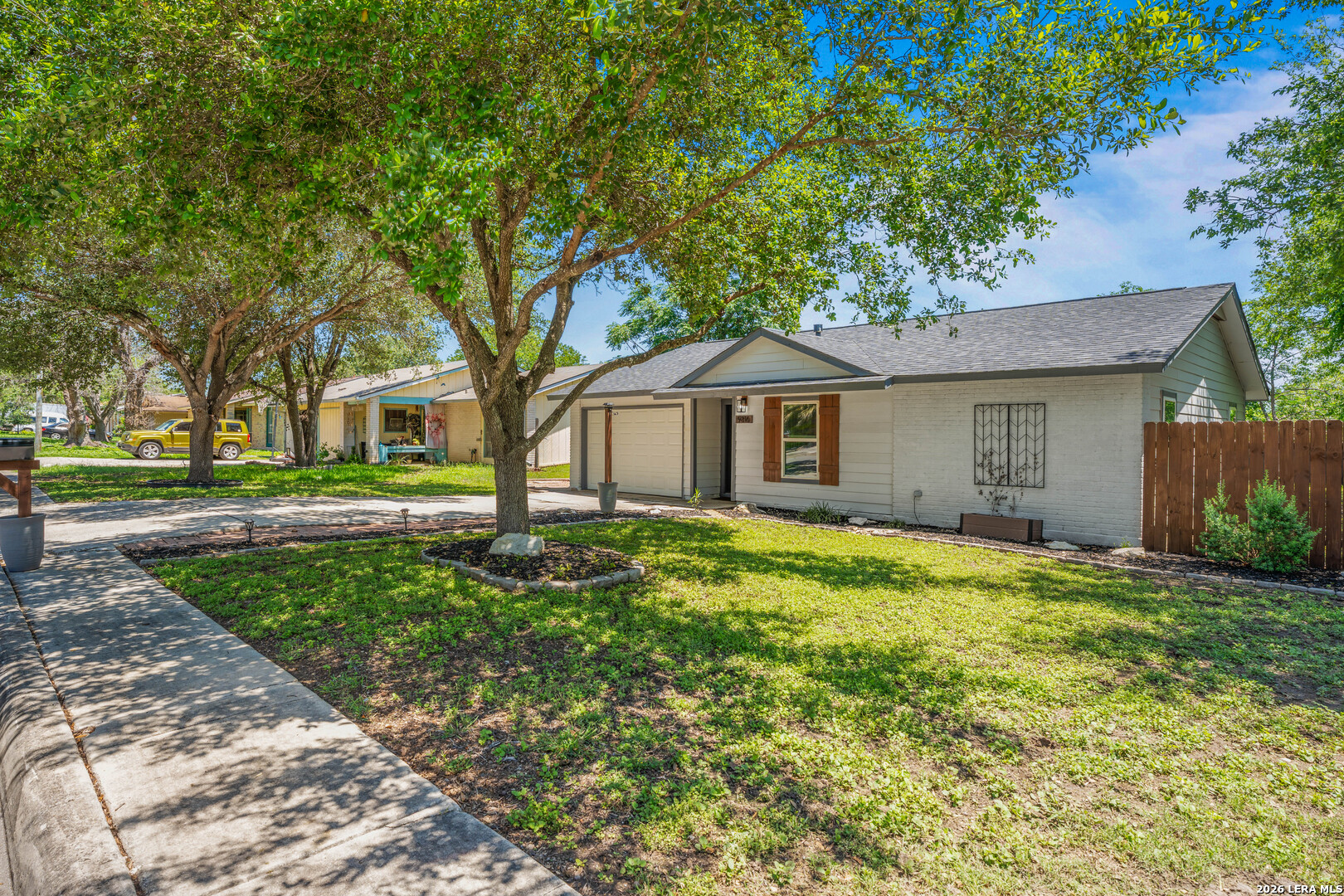 9816 Meadow Hill Converse TX 78109