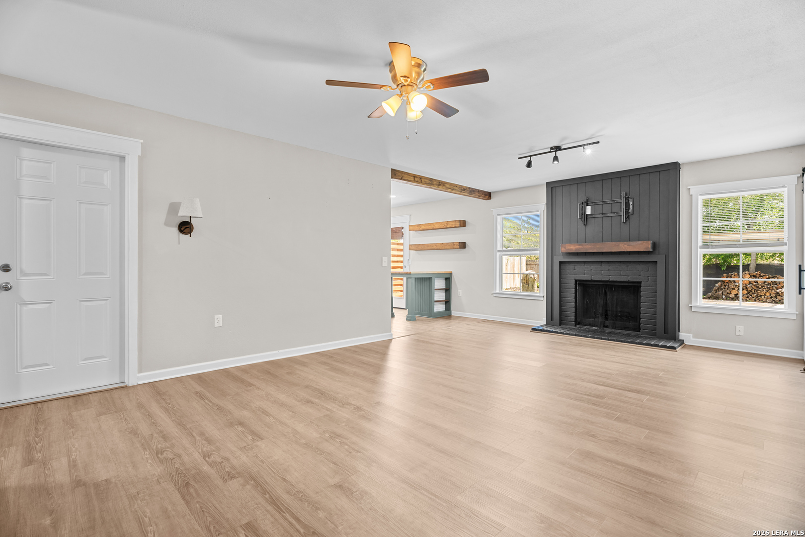 9816 Meadow Hill Converse TX 78109