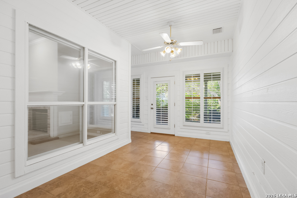 2618 Fairfield Bend Drive San Antonio TX 78231
