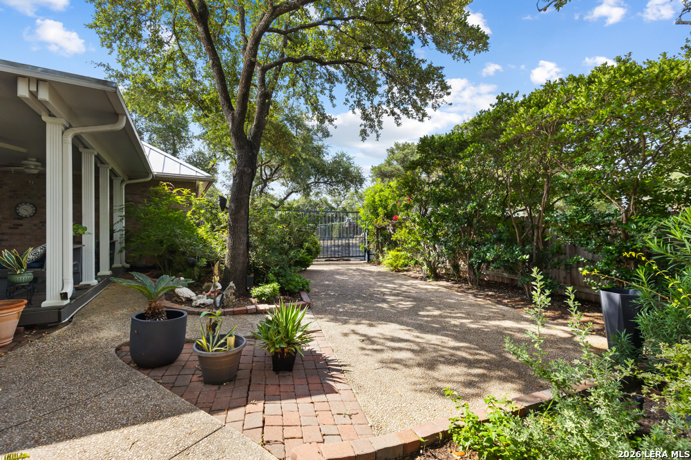 2618 Fairfield Bend Drive San Antonio TX 78231
