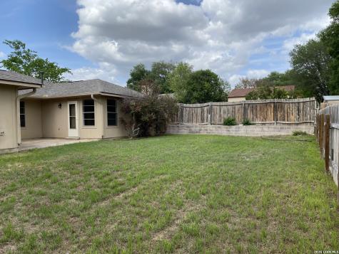 5842 Spring Valley San Antonio TX 78247