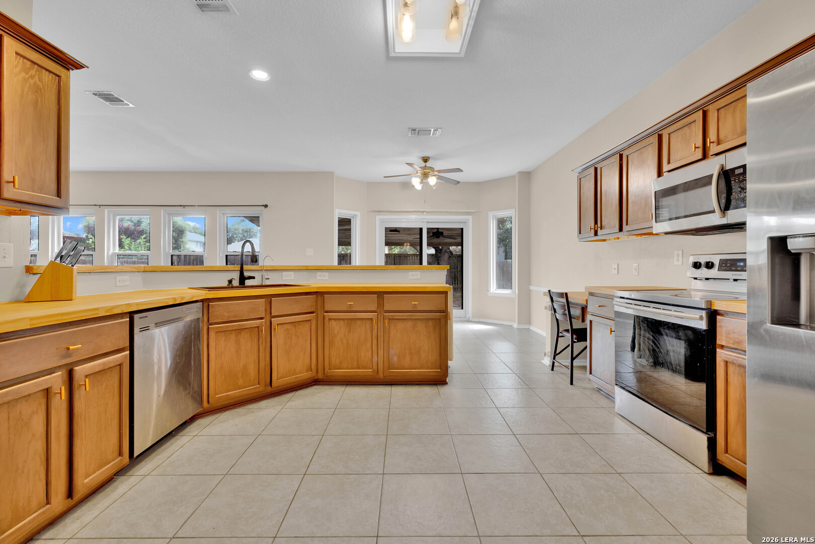 1214 Tetford San Antonio TX 78253