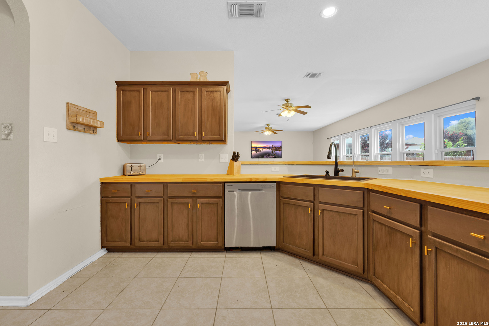 1214 Tetford San Antonio TX 78253