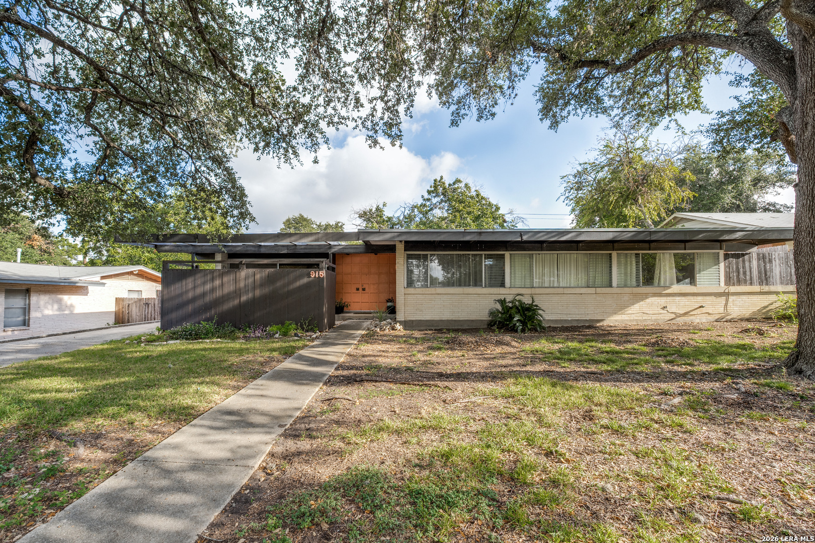 915 Haltown Drive San Antonio TX 78213