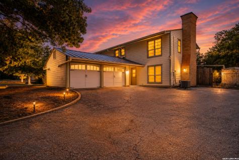 208 Front Street Comfort TX 78013