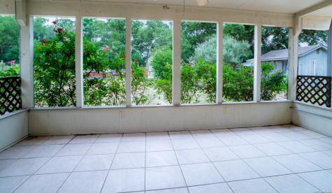 208 Front Street Comfort TX 78013